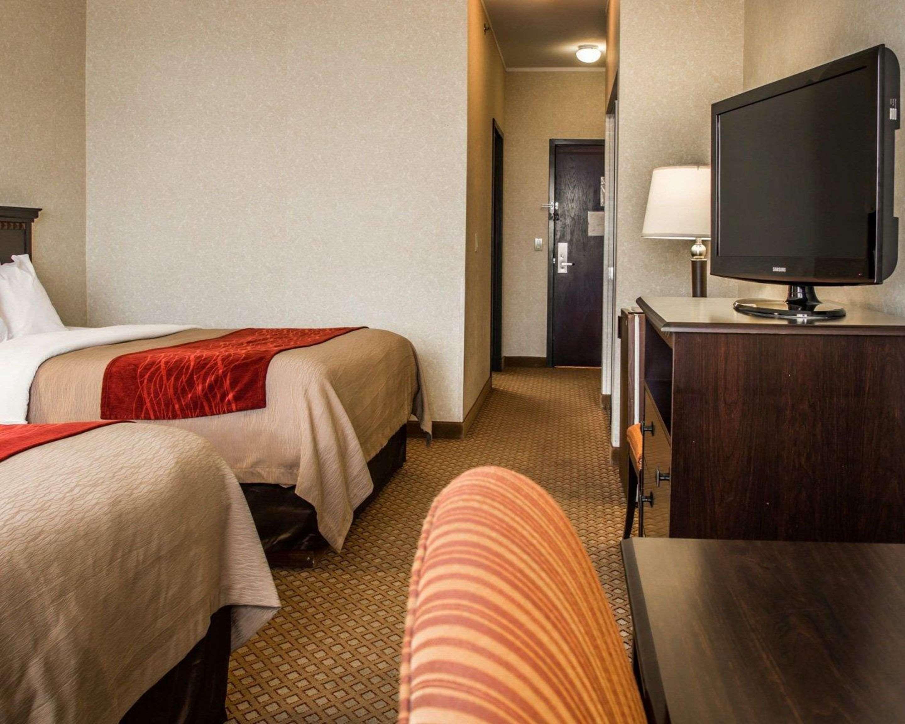 American Inn & Suites Waterford Luaran gambar