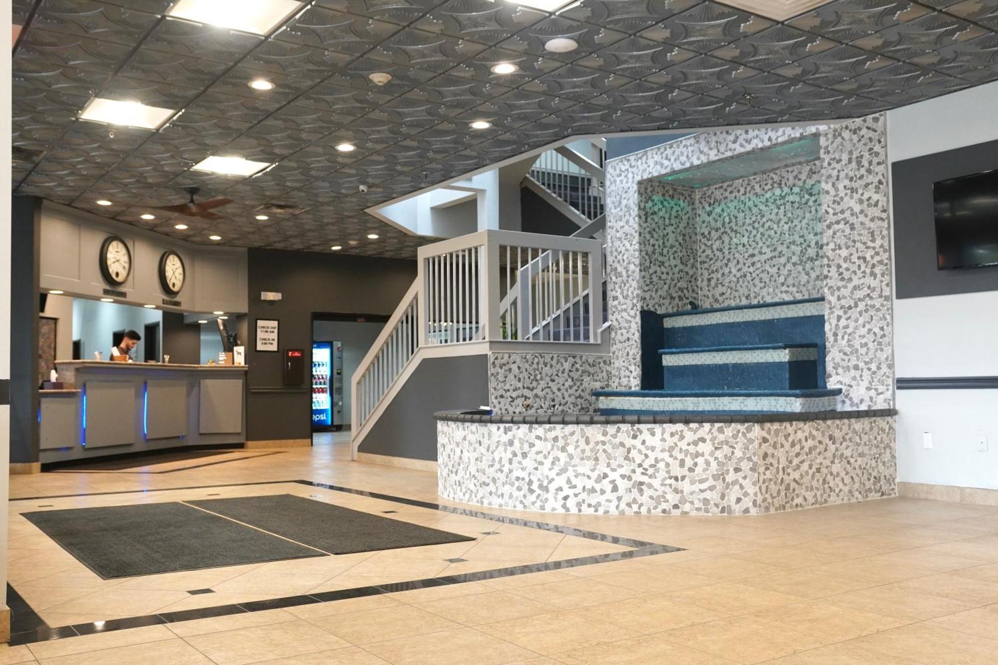 American Inn & Suites Waterford Luaran gambar
