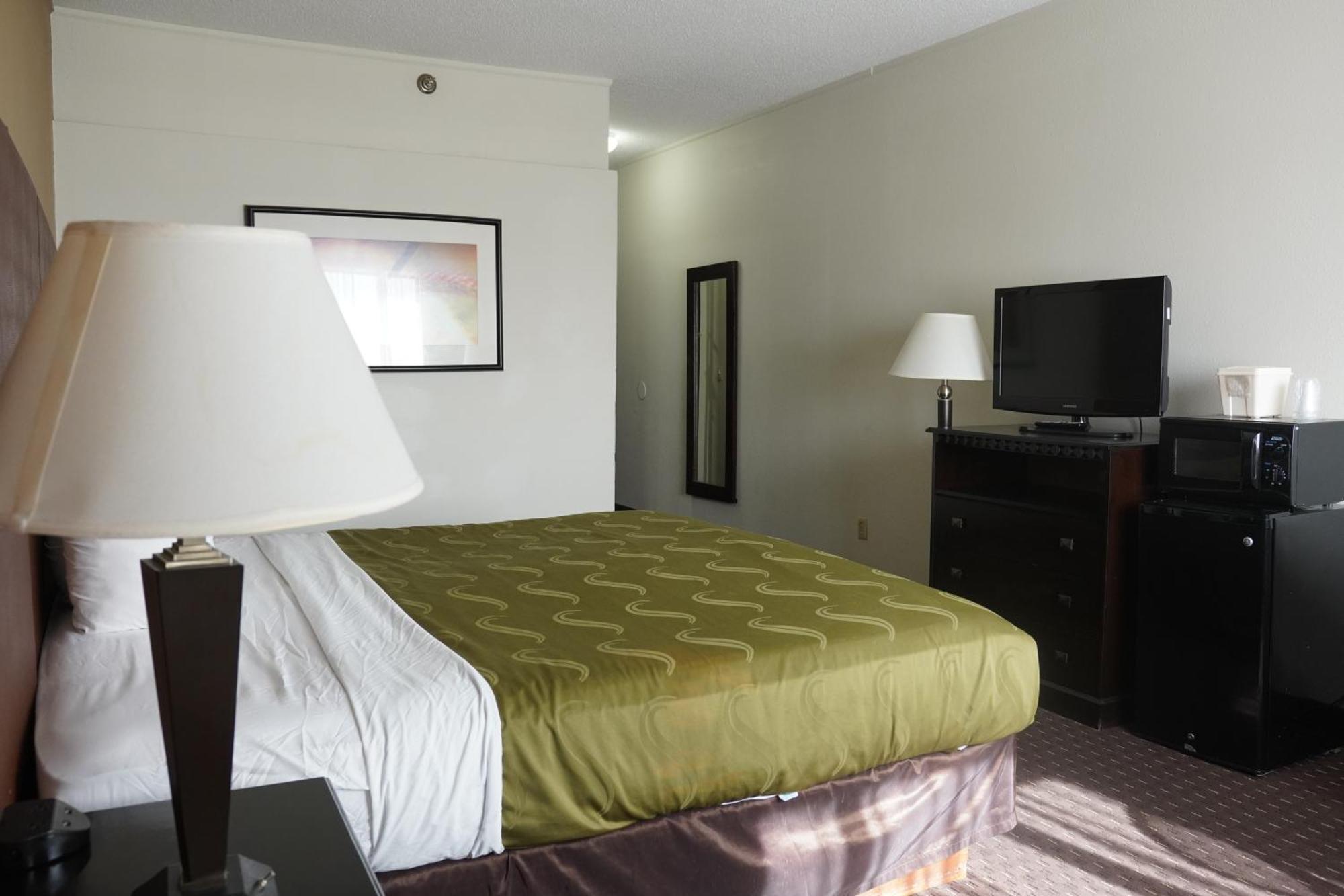 American Inn & Suites Waterford Luaran gambar