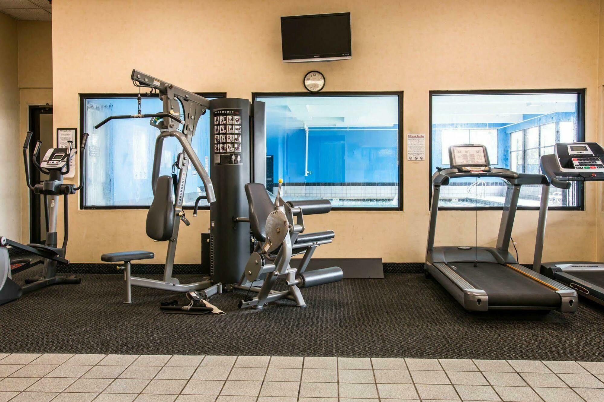 American Inn & Suites Waterford Luaran gambar